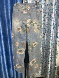 Chic halter top and floral jeans set