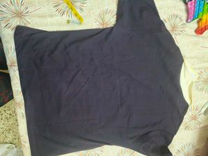 New  Smart T shirt in xl size for women