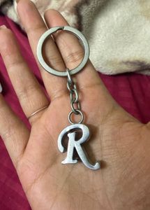 Initial 'R' Silver Keychain