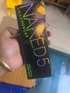 Urban Decay Naked Eyeshadow Palette