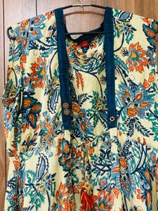 Beautiful Floral Print Kurta