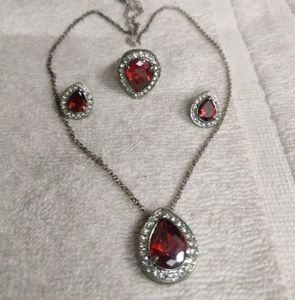 Ruby Wit Real Zircon Diamonds
