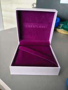 CaratLane Jewelry Box