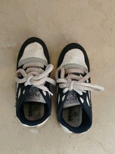 Stylish Navy &amp; White Sneakers