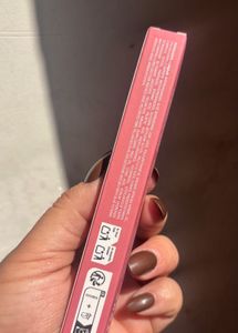 Huda Beauty Lip Contour Stain:- Rosewood