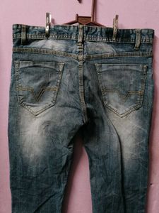 Stylish Blue Distressed Denim Jeans