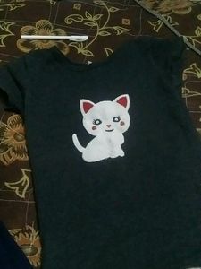 Kitty T-shirt