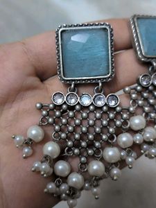 Stunning Blue Stone &amp; Pearl Earrings