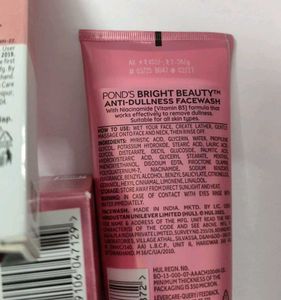 Pond's Bright Beauty Skincare Set