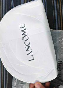 Lamcome White Pouch.