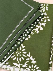 Batik print Bed Cover with pillow covers