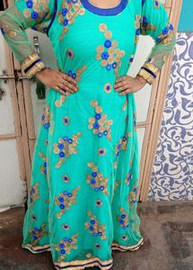 Gown 🥳FREE DELIVERY 🥳