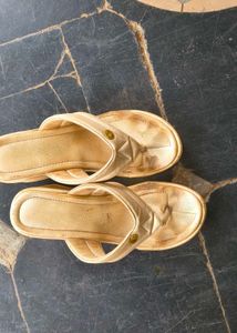 Flipkart Cream Flip Flops
