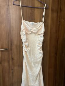 Elegant Ruched Lace Maxi Dress
