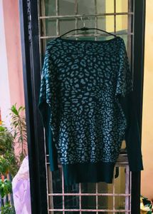 Very Beautiful Woolen Top