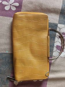 Stylish Yellow Croc Embossed Wallet