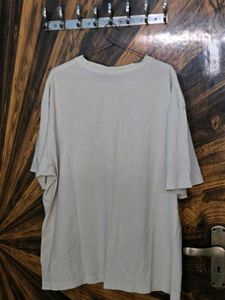 H&amp;M Skatepool Photographic Graphic Off-White Tee