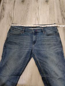 Ma6236 Lee jeans waist 34 inches