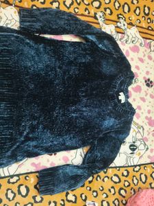 Blue Velvet Feel Feather Sweater in XXL for women