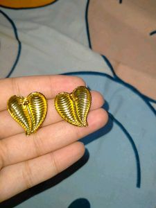 Statement Heart Earrings 💛