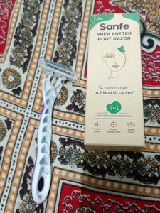 Sanfe Shea Butter Body Razor - 4 in 1