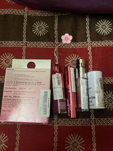 Zudio Makeup &amp; Nail Set