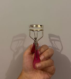 Eyelash Curler