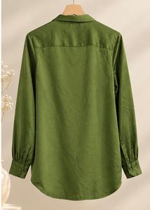 Chic Green Satin Pussy-Bow Blouse