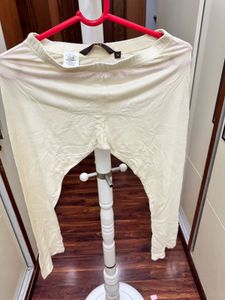 Comfortable Cream Colored Leggings