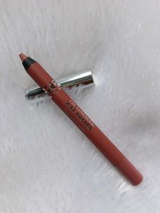 YSL LOVENUDE Lip liner ( read description ) 💕♥️