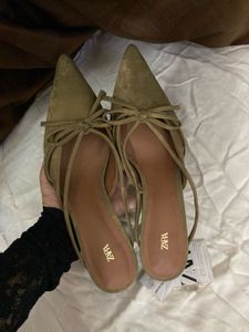ZARA Kitten Slingback Heels