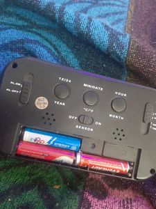 Digital Table Clock Working