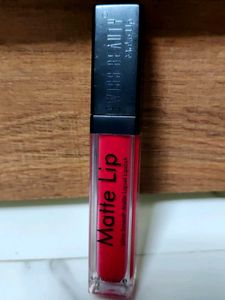 Swiss beauty red lipstick
