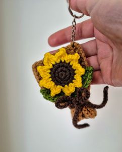 Crocheted Sunflower Bouquet keychain