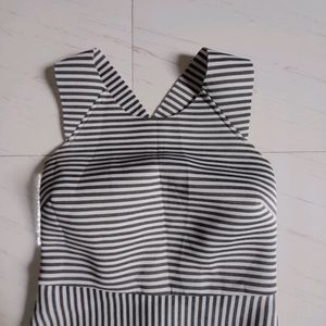 Size : M  Length : 32.5