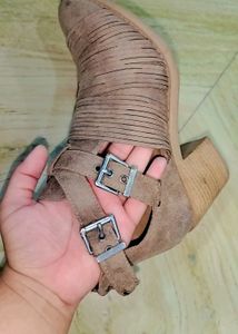 Qupid Boots 👢
