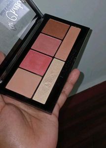 L.A colours blush and Highlighter palette