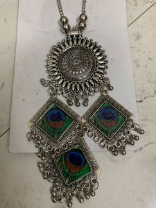 Peacock Feather Necklace &amp; Earrings Set