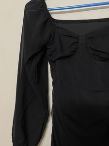 Body Hugging Black Urbanic Dress🫶🏻