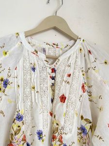 Chic Floral Print Blouse