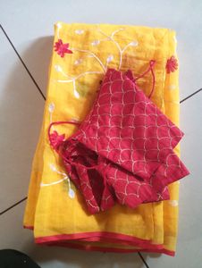 sadi with blouse,saree for haldi rasam
