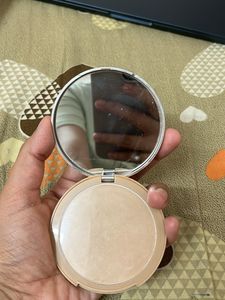Kay Beauty Matte Compact