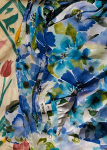 Floral Halter Neck Sleeveless Top