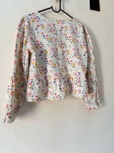Cute Floral Print top