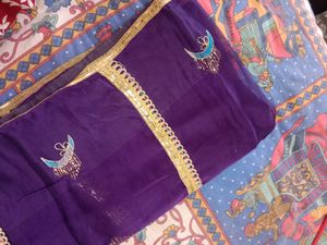 Elegant Purple Saree with Embellishments but blous