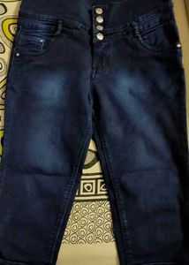 Trendy High-Waist Knee-Length Denim for Women