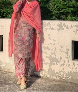 Floral Print Kurta Set with Dupatta