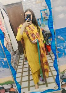 yellow kurta set  with chiffon dupatta
