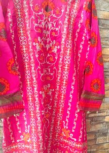 Pakistani lawn embroided kurta