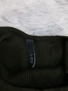 Olive Green Sleeveless Top